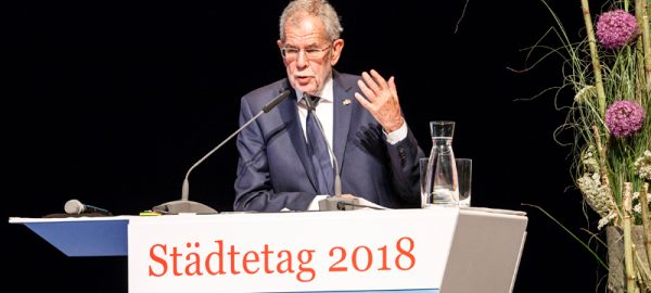 staedtetag-2018-feldkirch-alexander-van-der-bellen-800x368